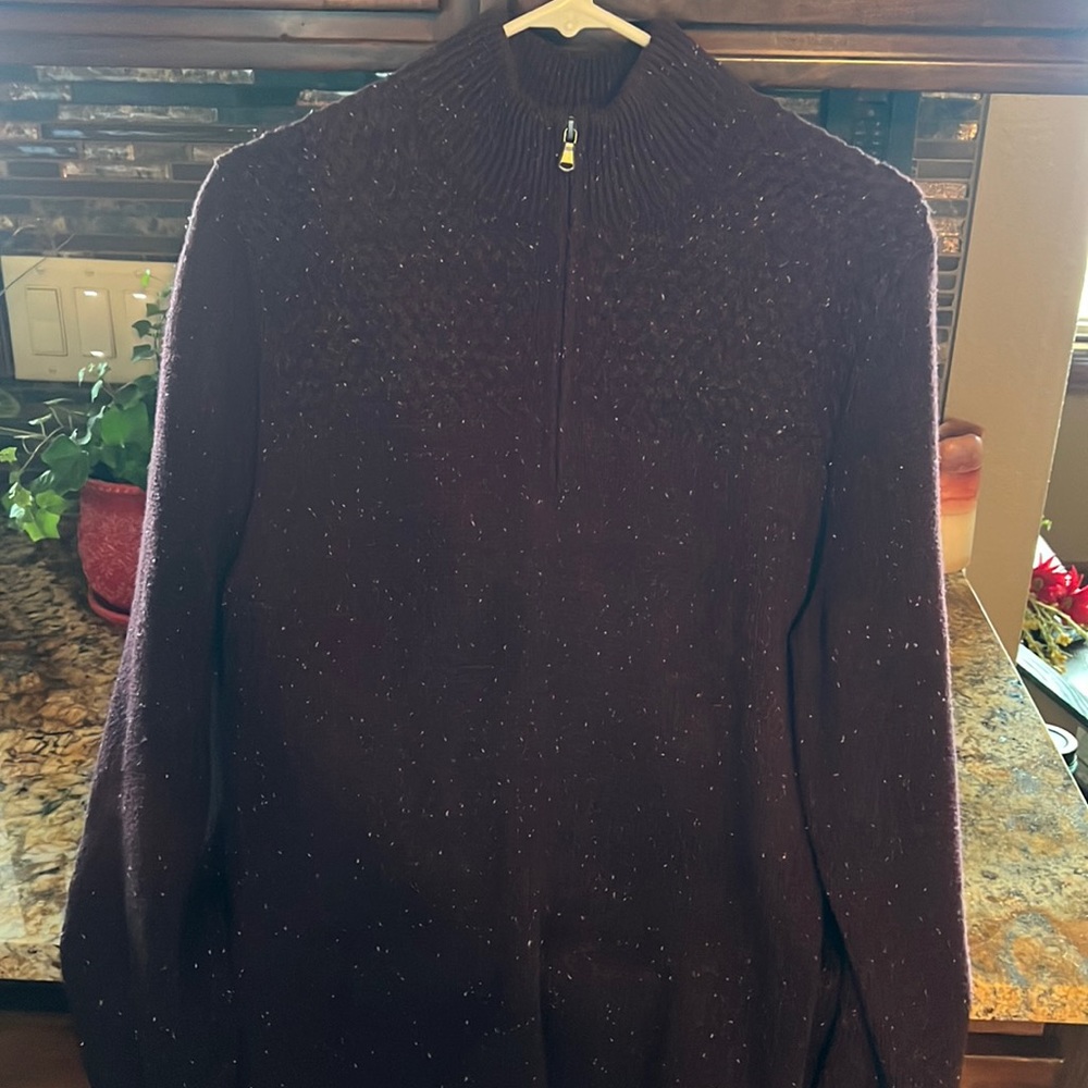 Guys sweater